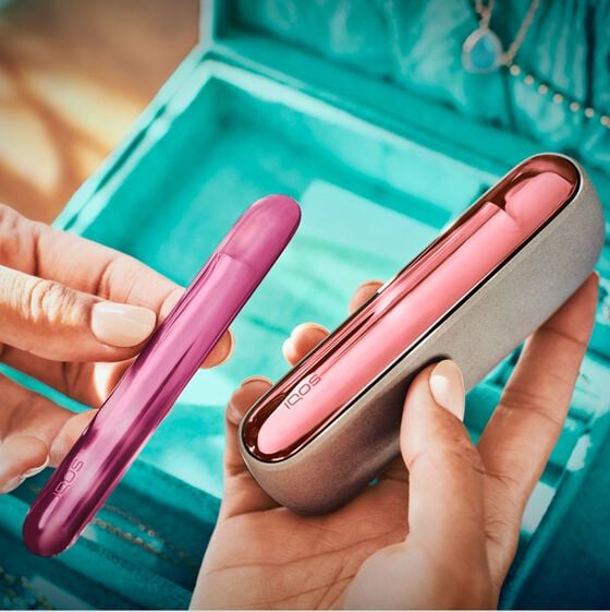 Door Covers on IQOS ILUMAs are interchangeable.